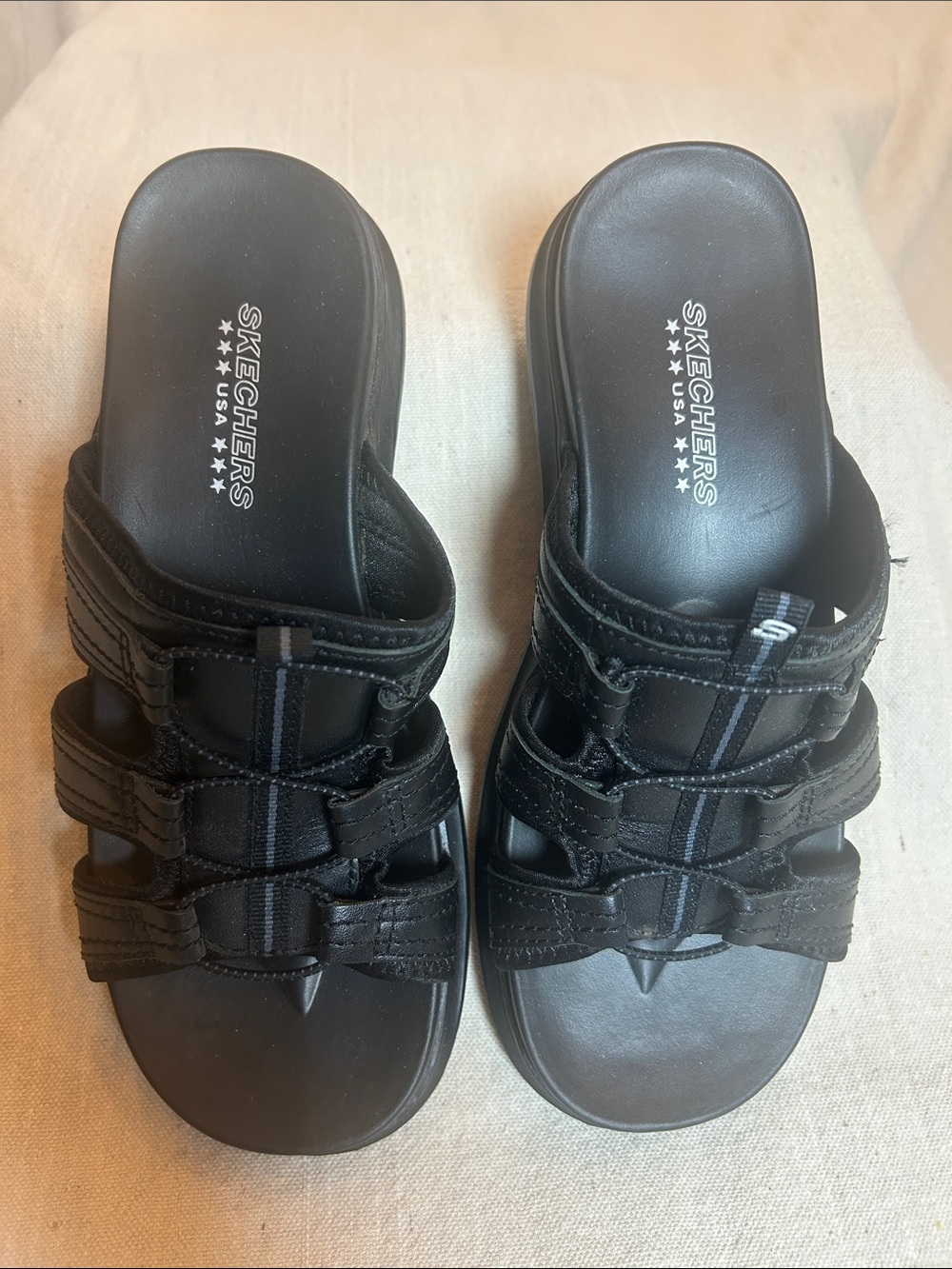 Skechers Black Triple-Strap Slide Sandals size 7